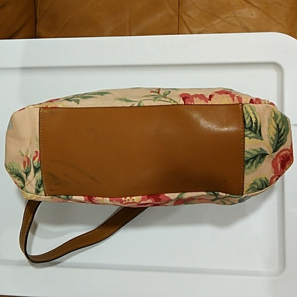 Fossil Purse Pretty Pink w/ Flowers - Picture 3 of 9